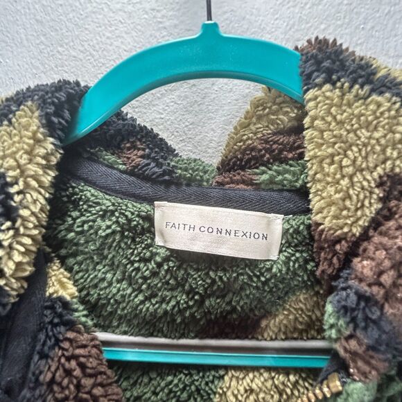 Faith Connexion Camo Sherpa Zip Hoodie Jacket Split Kangaroo Pocket Lace Side SM - Picture 7 of 15